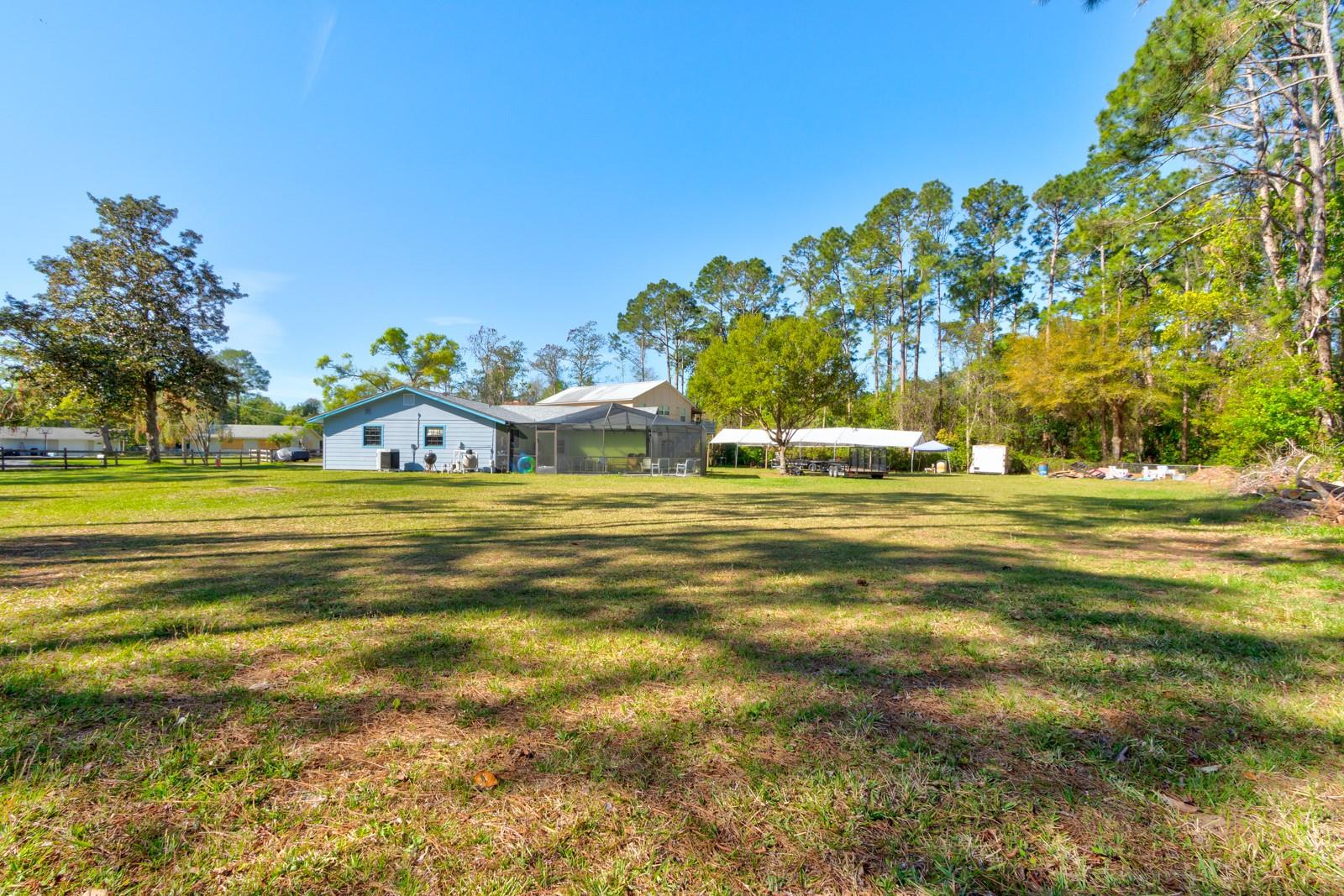 9 Shadow Ln Property Photo 4