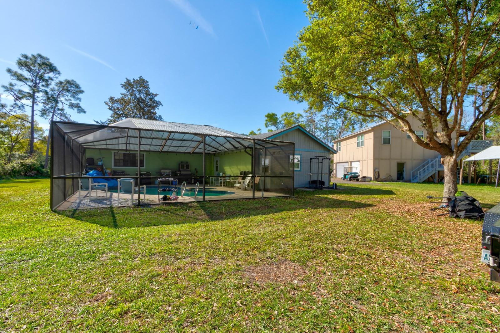 9 Shadow Ln Property Photo 6