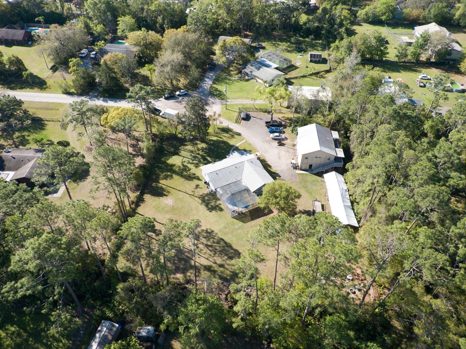 9 Shadow Ln Property Photo 47