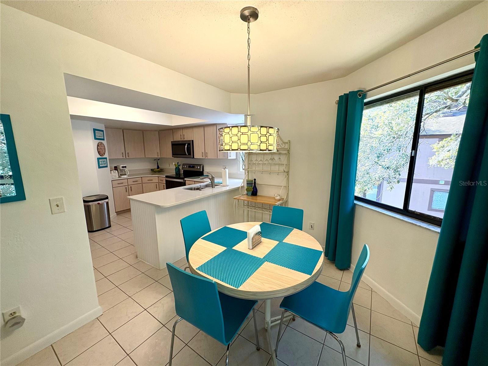 10 Oakmont Ct #10 Property Photo 8