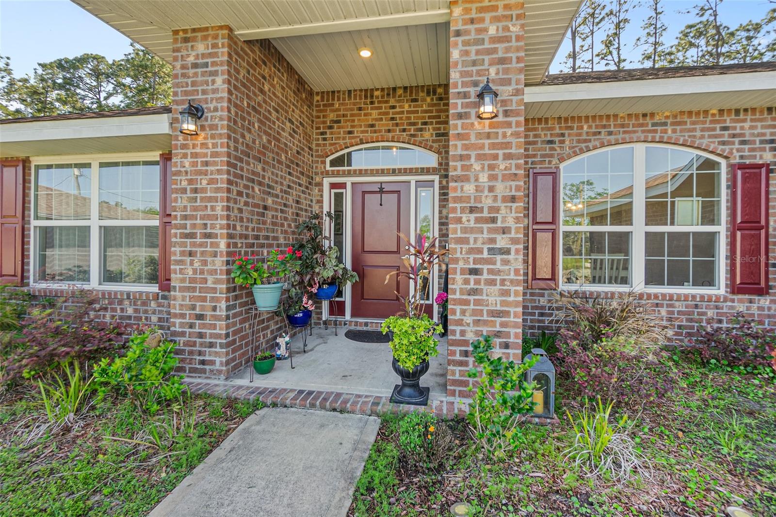 21 Kaufman Pl Property Photo 3