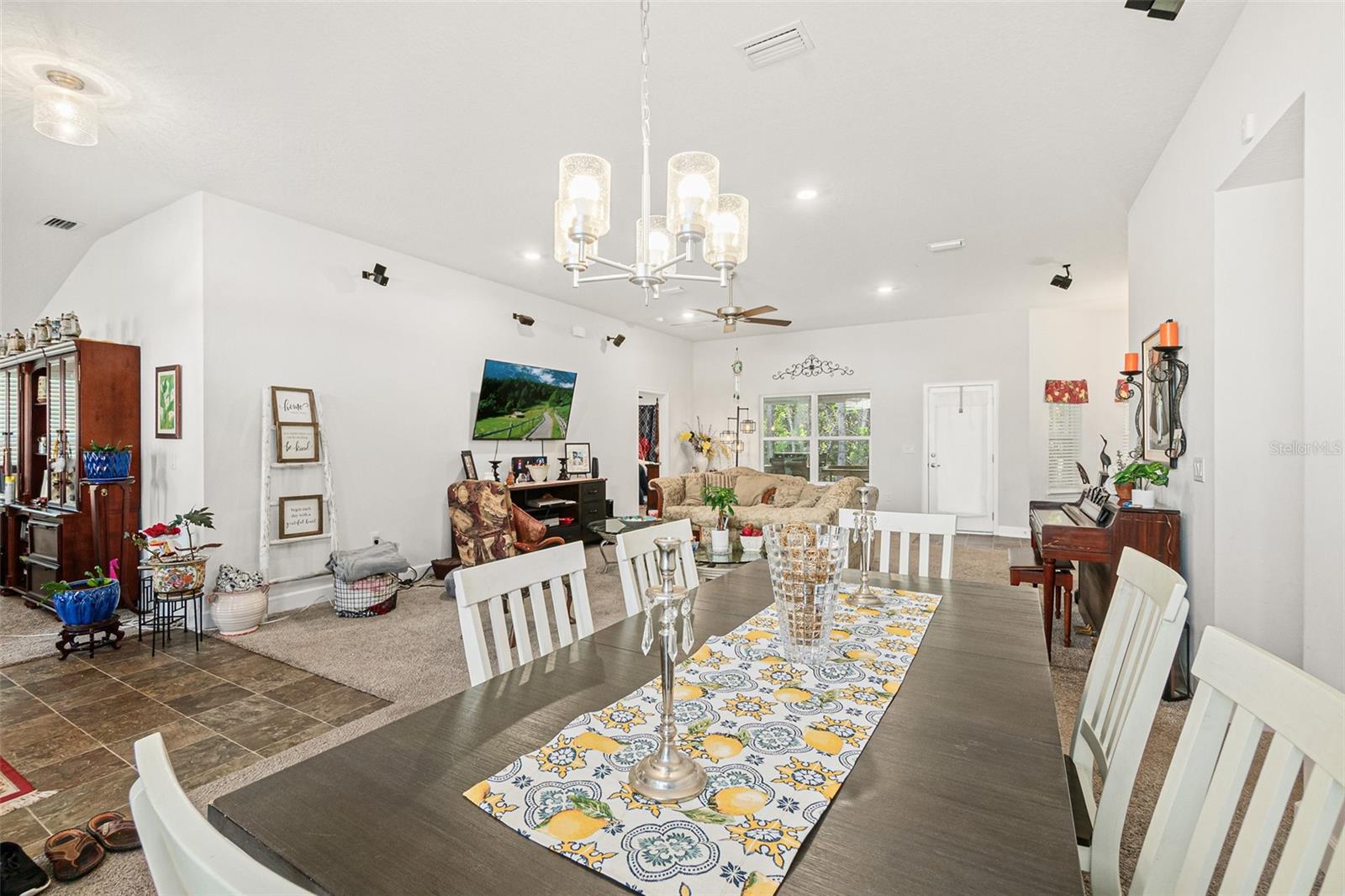 21 Kaufman Pl Property Photo 10