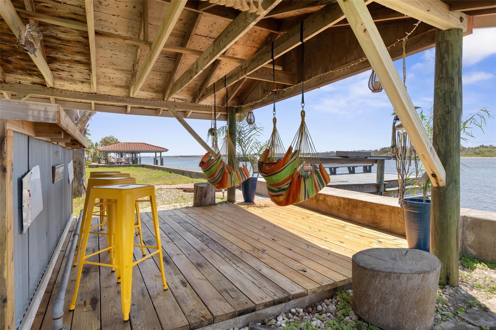 2260 John Anderson Dr Property Photo 8