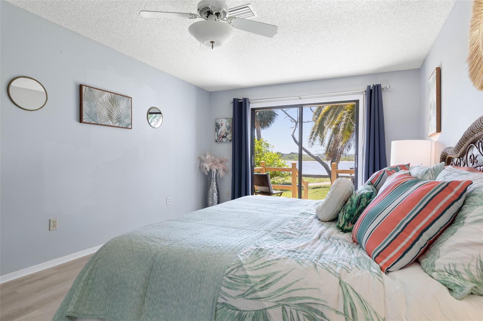 2260 John Anderson Dr Property Photo 36