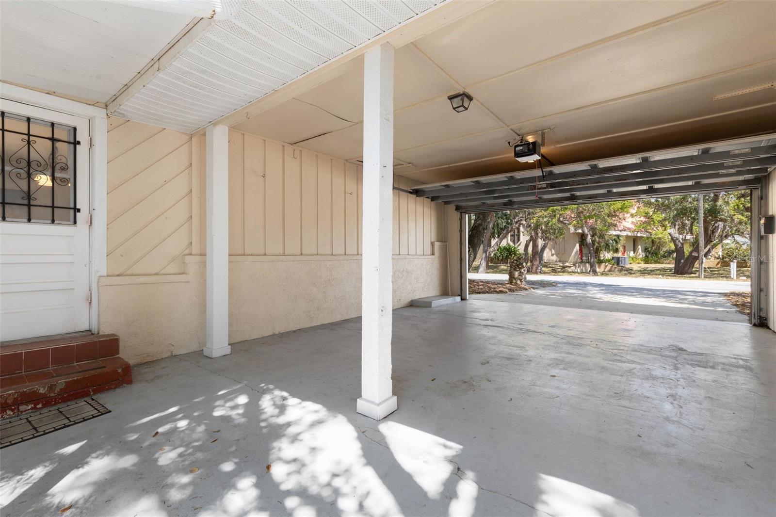 2260 John Anderson Dr Property Photo 47