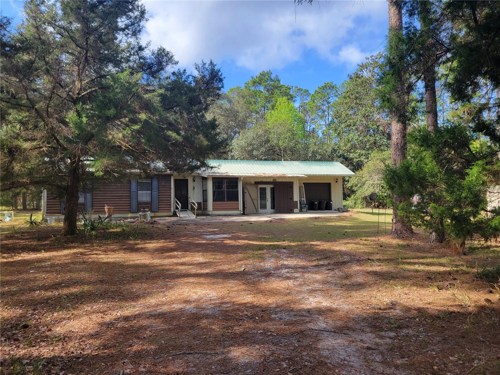 105 Hyacinth Court Property Photo