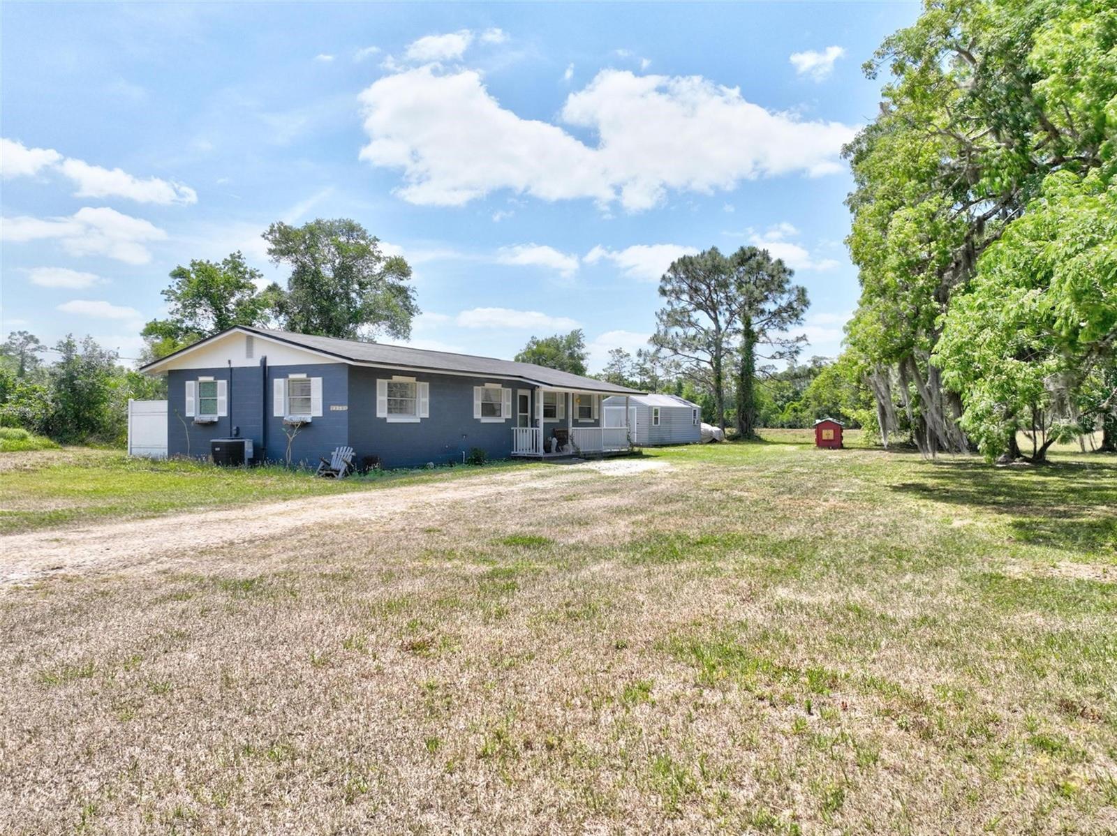 Christmas Real Estate Listings Main Image