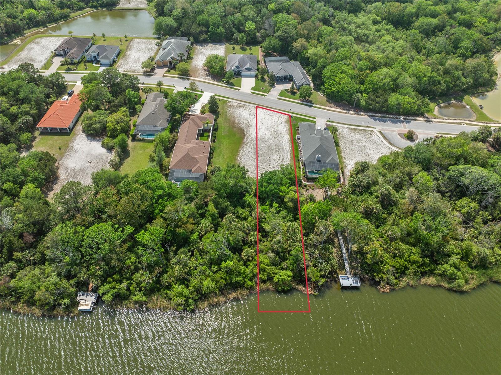 48 N Lakewalk Dr Property Photo 3