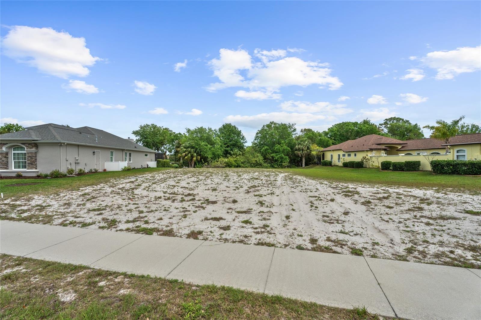 48 N Lakewalk Dr Property Photo 6