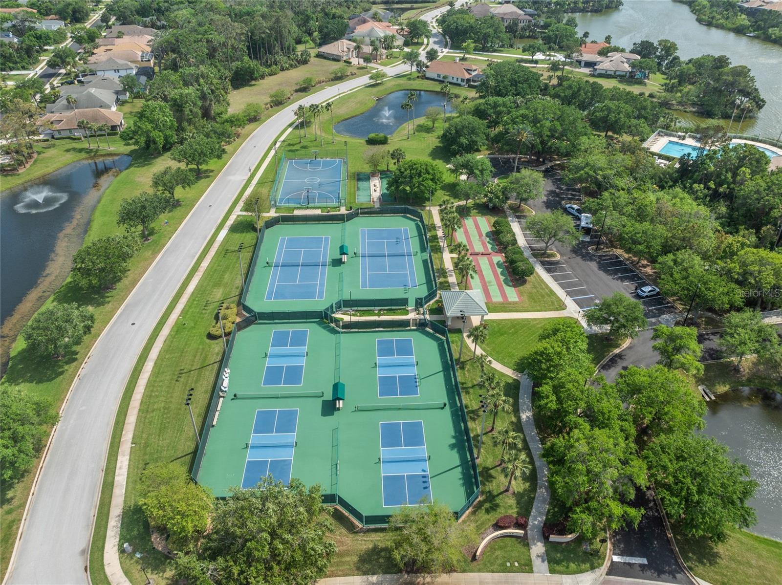 48 N Lakewalk Dr Property Photo 10