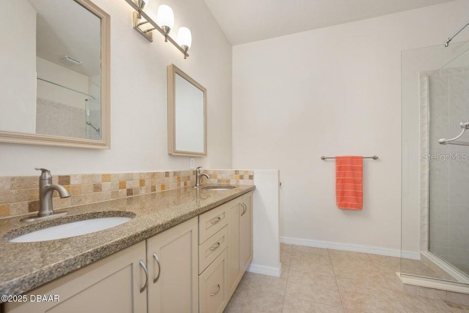 1128 Hansberry Ct Property Photo 24