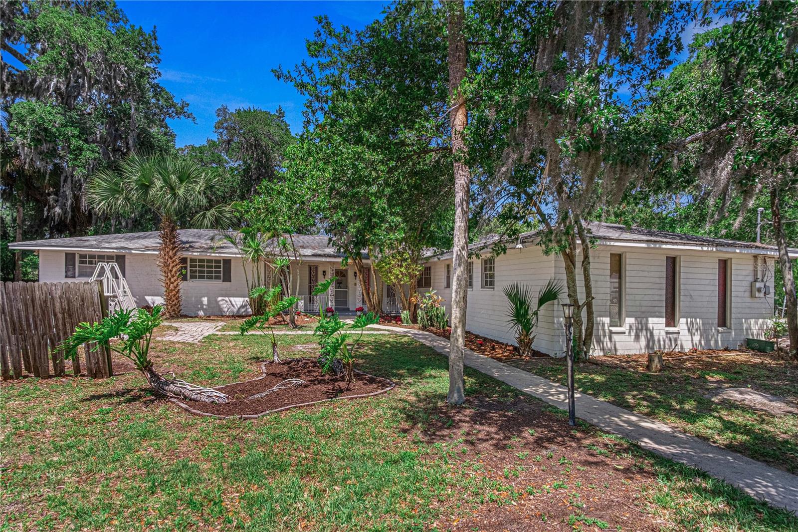 600 10th St Property Photo