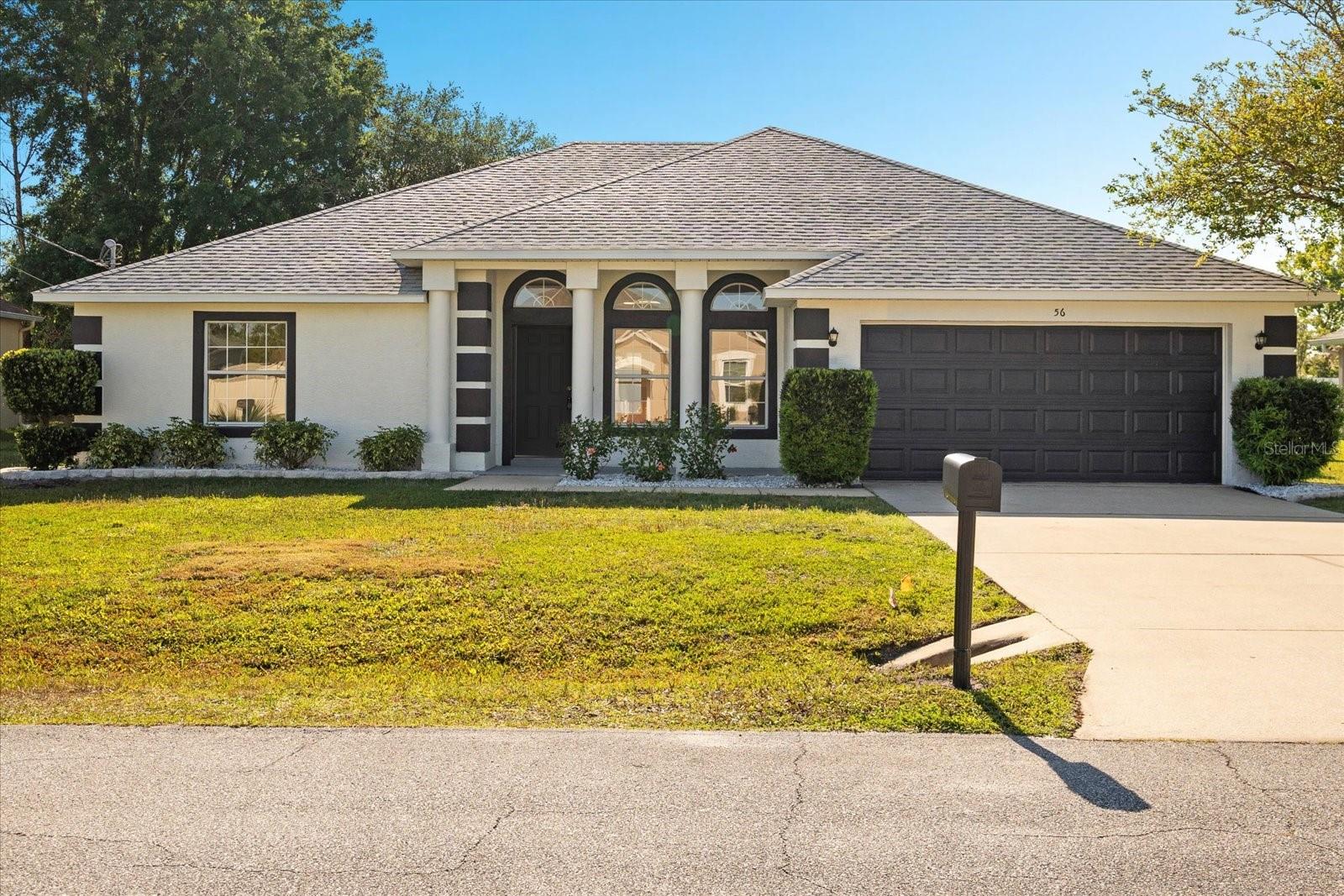 56 La Mancha Dr Property Photo