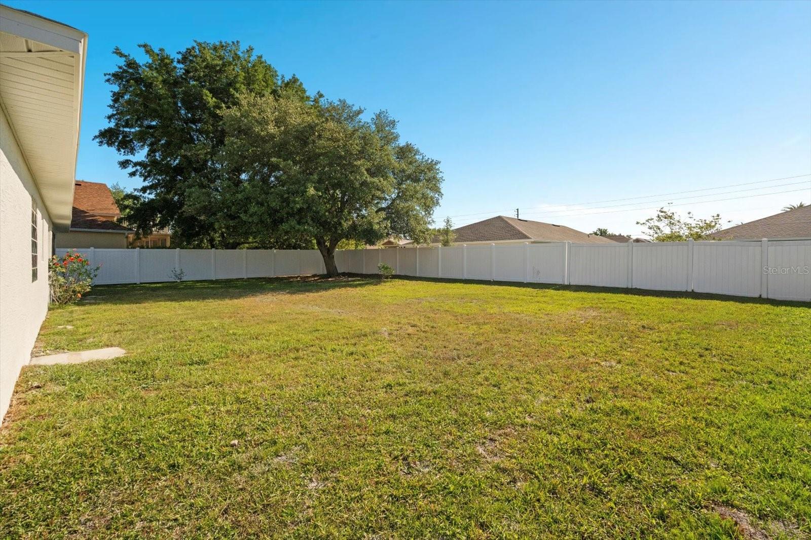 56 La Mancha Dr Property Photo 23