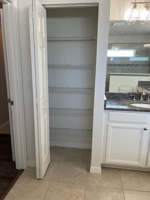 52 Fanshawe Ln Property Photo 12