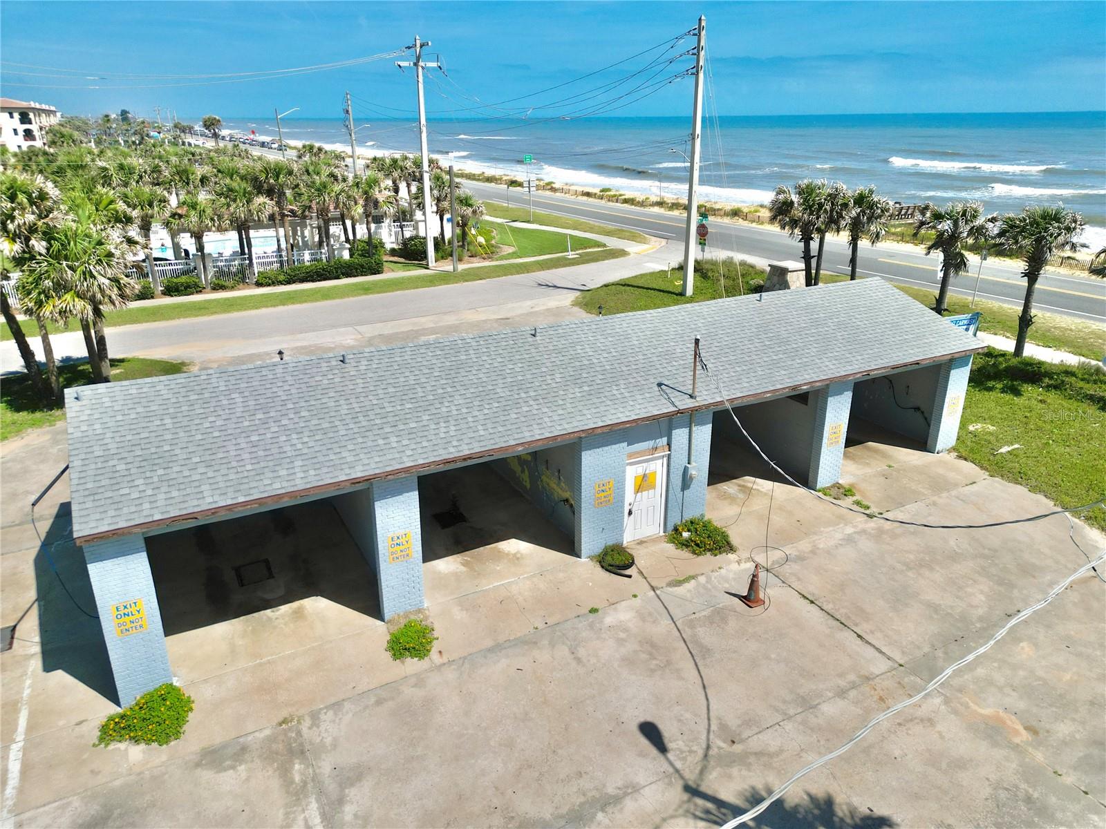 2299 N Oceanshore Blvd Property Photo 9