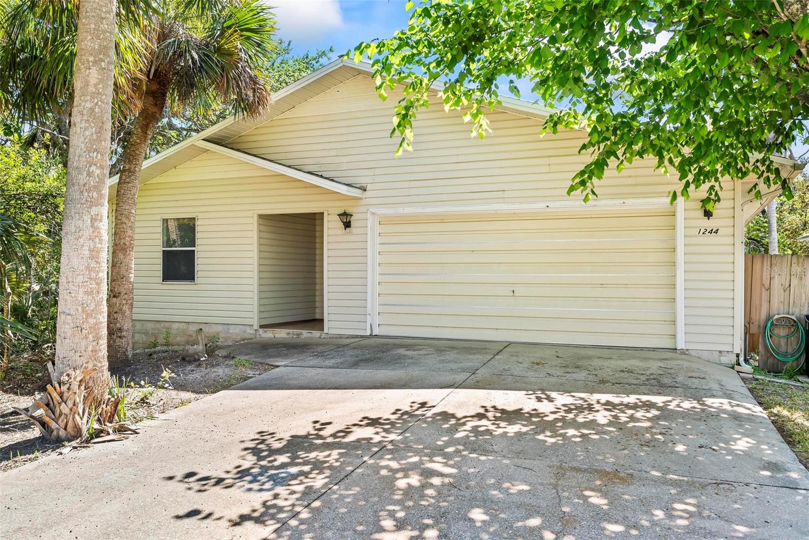 1244 S Flagler Ave Property Photo