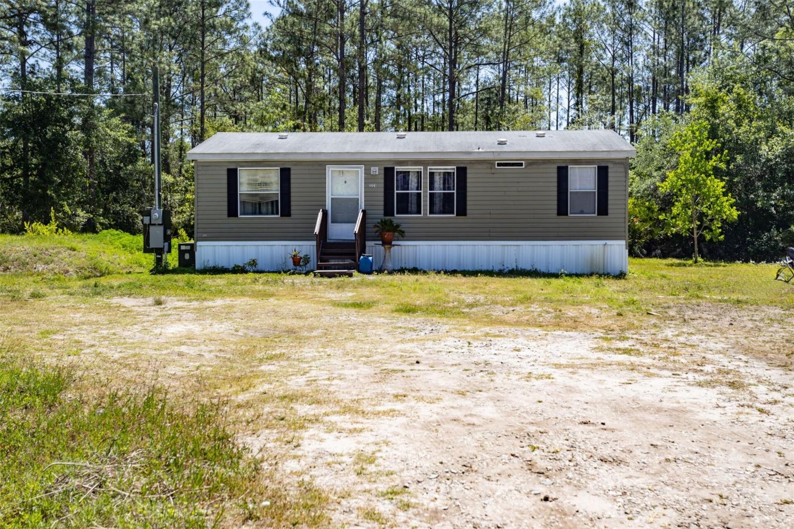 2223 Laurel Ave Property Photo