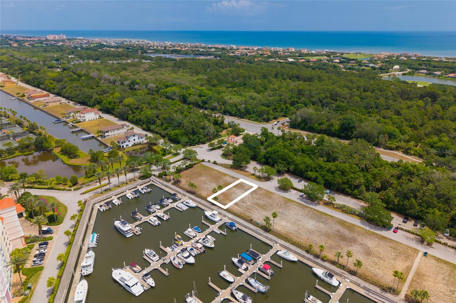 106 Harbor Village Pt S Property Photo 1
