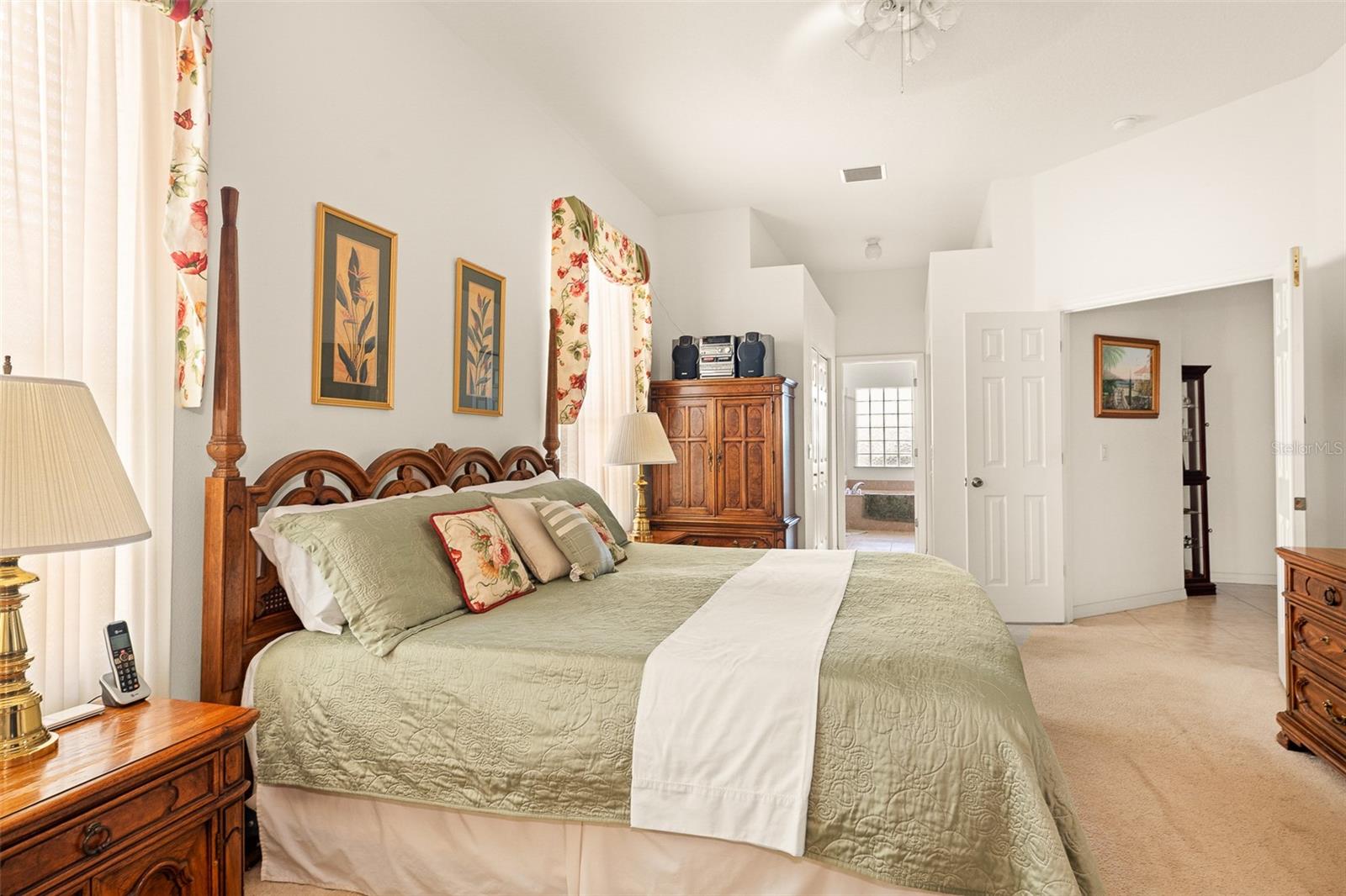 91 Breeze Hill Ln Property Photo 15