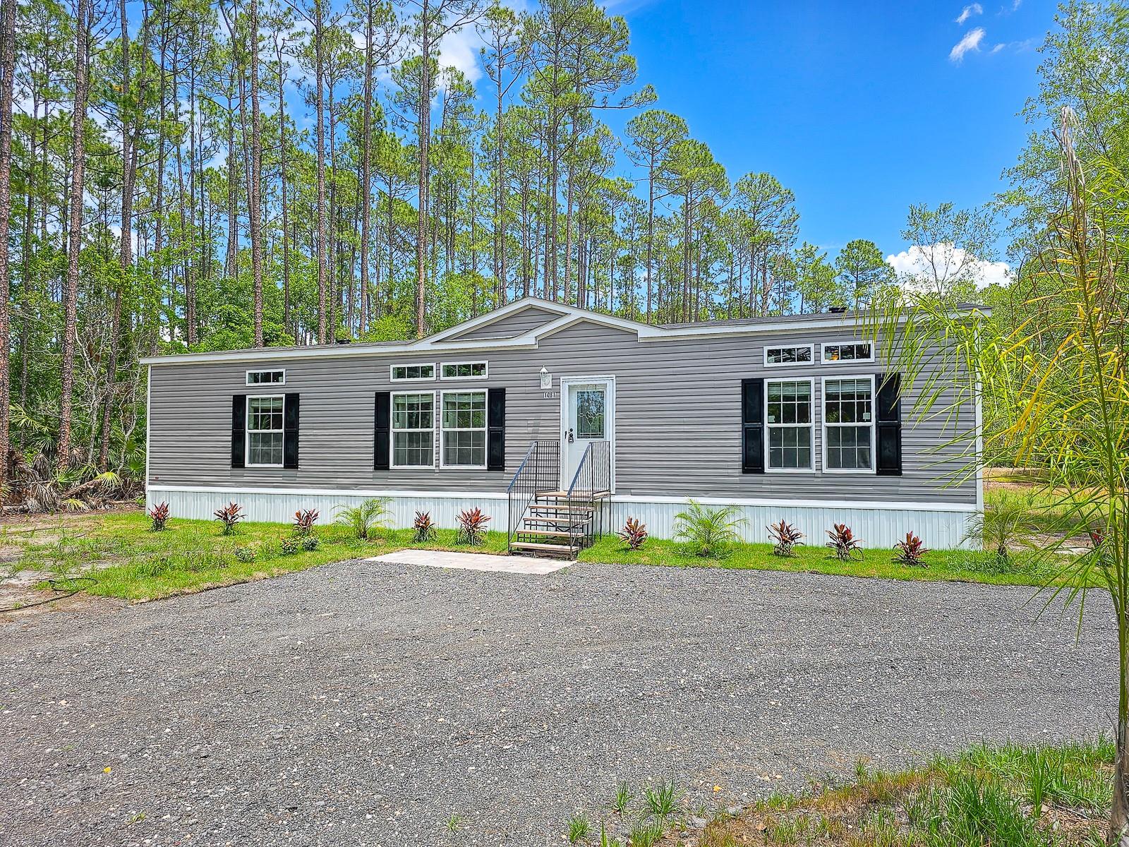 1081 Avocado Blvd Property Photo