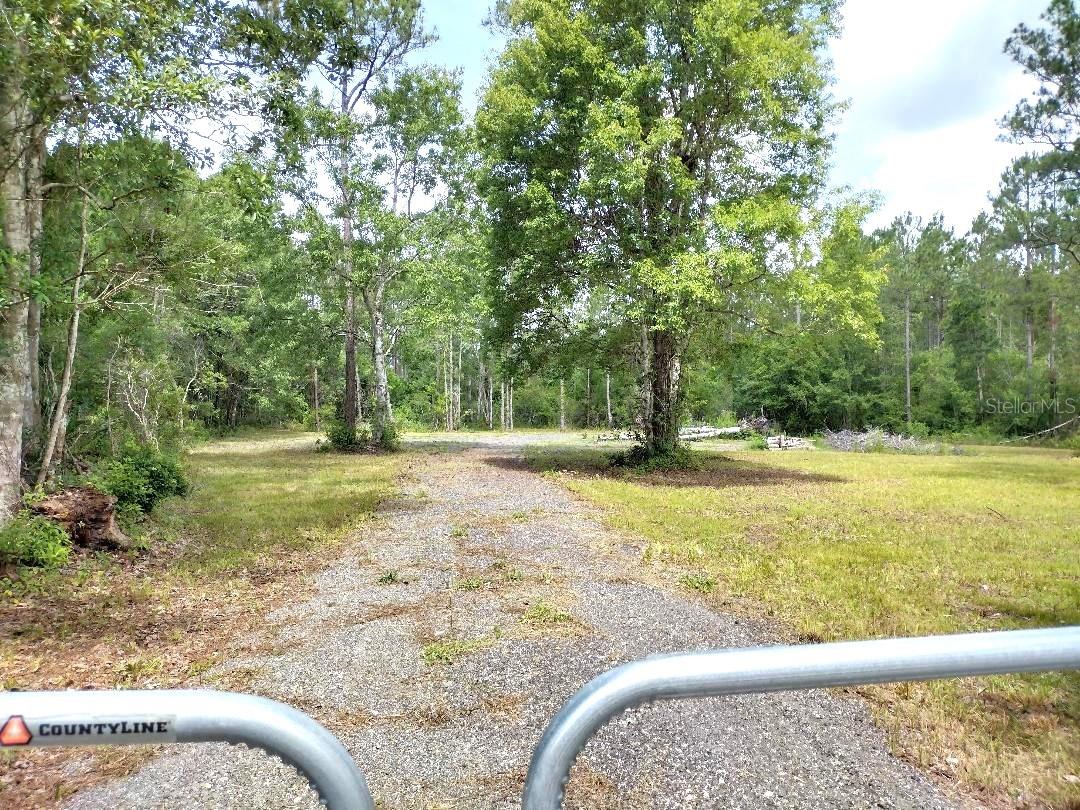 1760 Berrybush St Property Photo 1