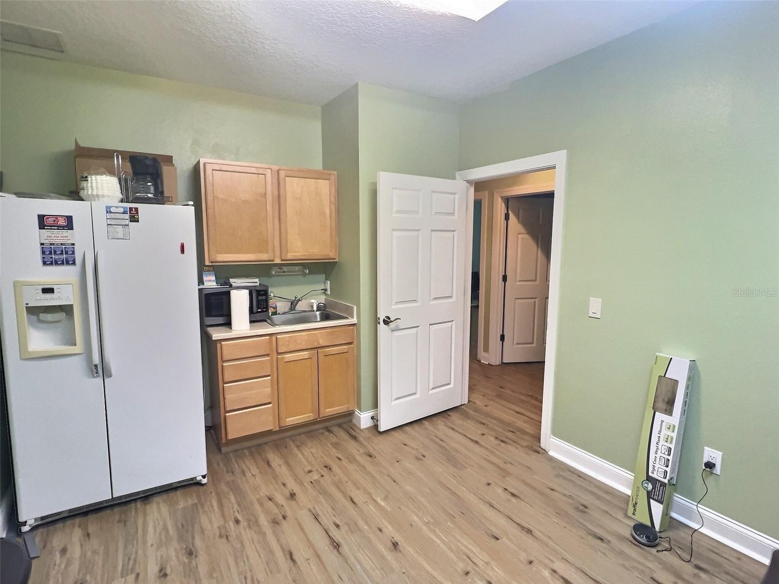 50 Leanni Way #b5 Property Photo 8