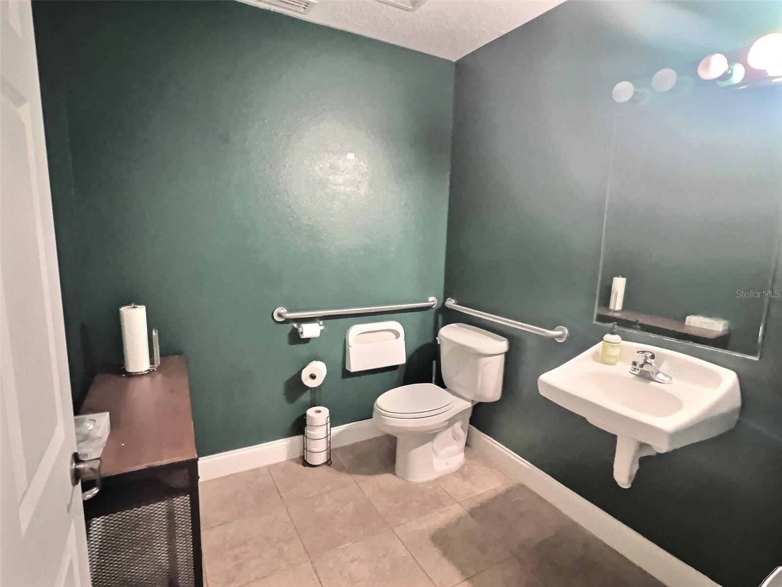 50 Leanni Way #b5 Property Photo 9