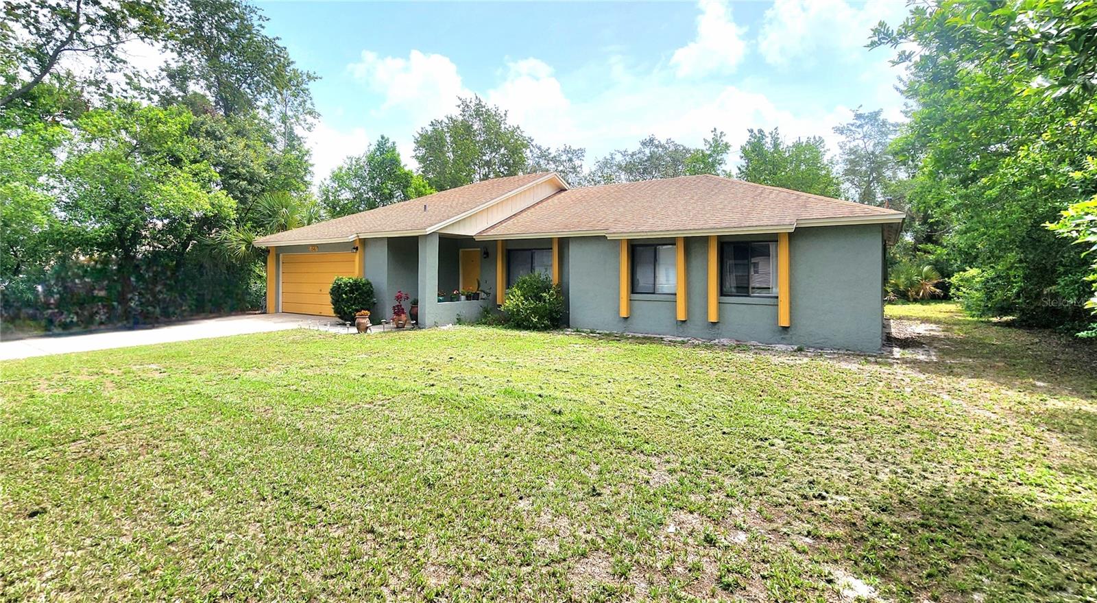 1561 COPPERFIELD AVE Property Photo 1