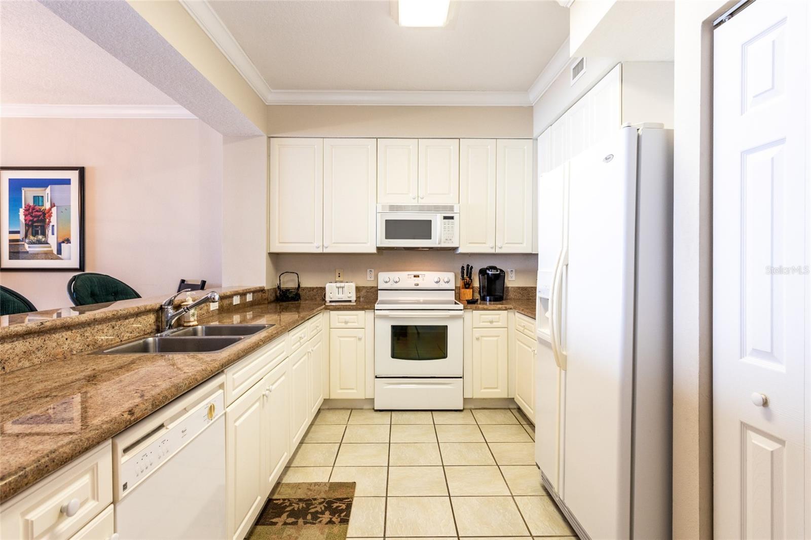 60 Surfview Dr #804 Property Photo 4