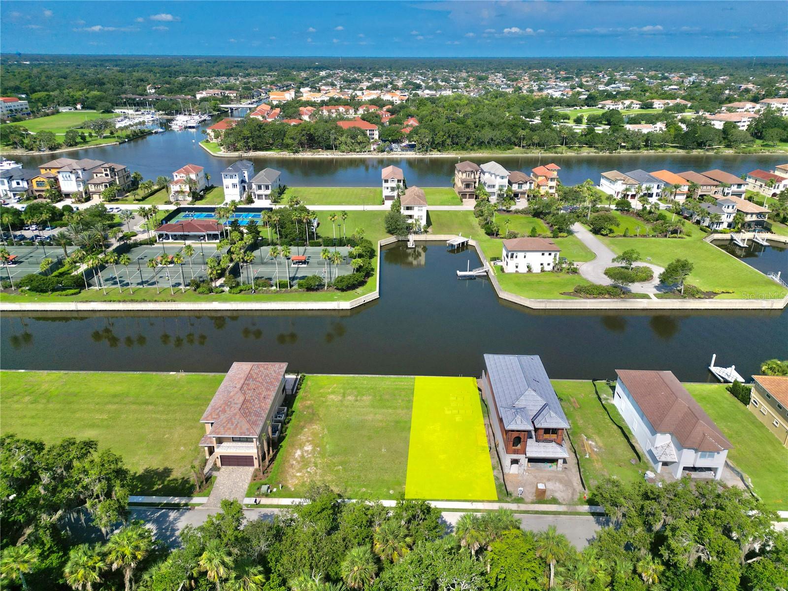 244 HARBOR VILLAGE PT N Property Photo 1