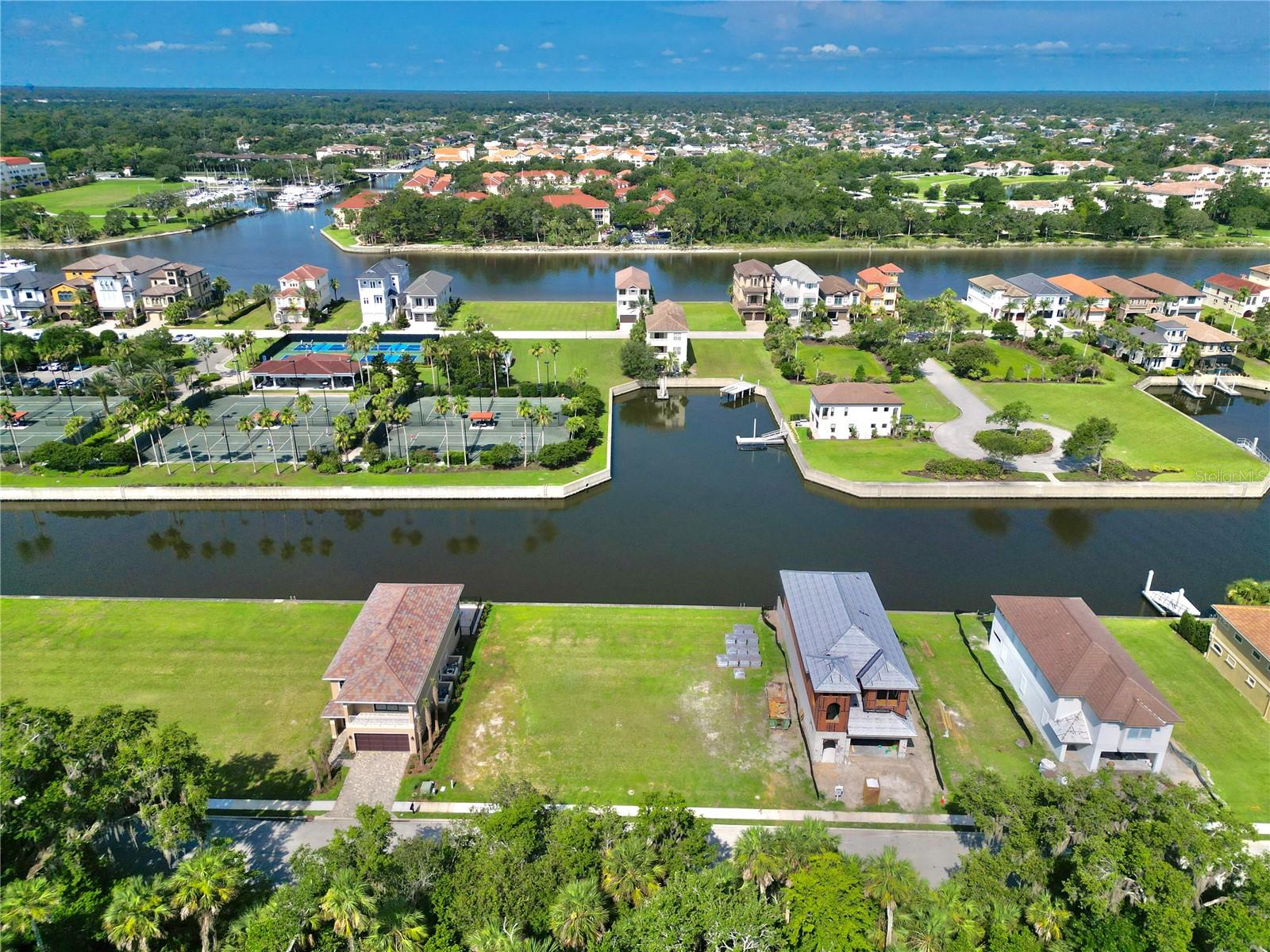 244 Harbor Village Pt N Property Photo 14