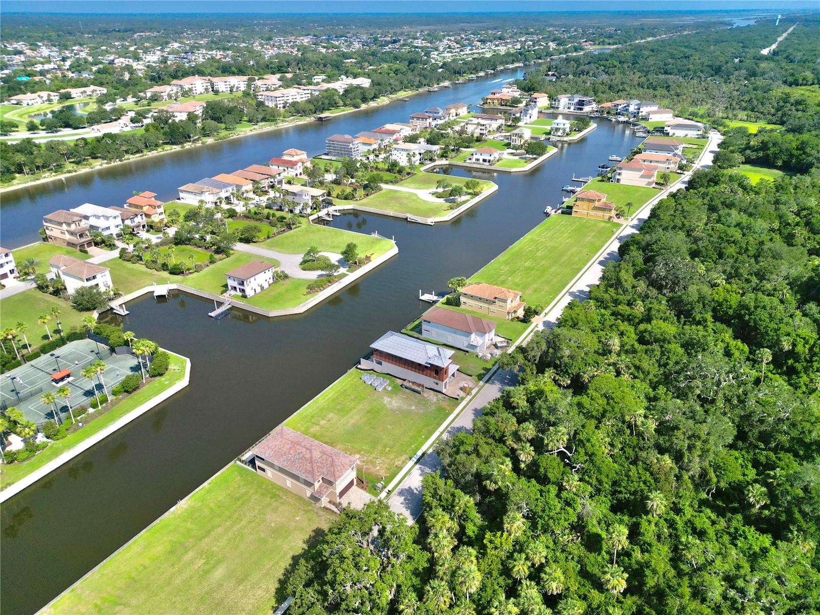 244 Harbor Village Pt N Property Photo 15