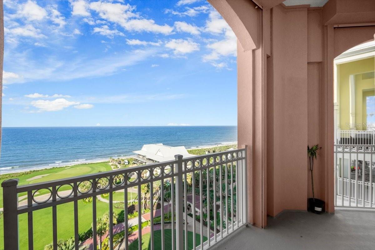 200 Ocean Crest Dr #1111 Property Photo 24