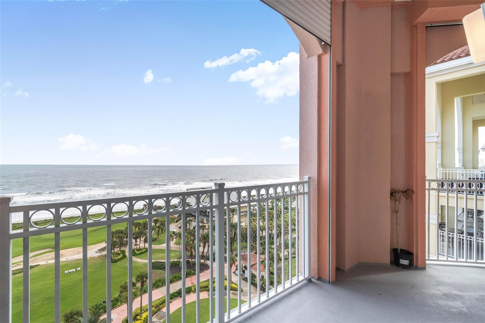 200 Ocean Crest Dr #1111 Property Photo 35