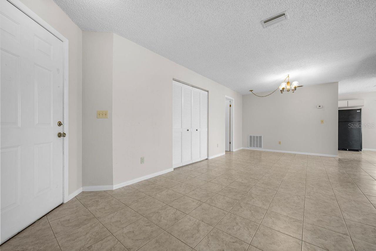 39 Lake Forest Pl Property Photo 15