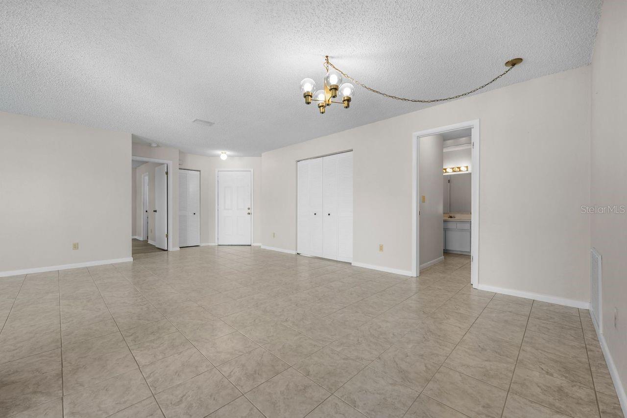 39 Lake Forest Pl Property Photo 16