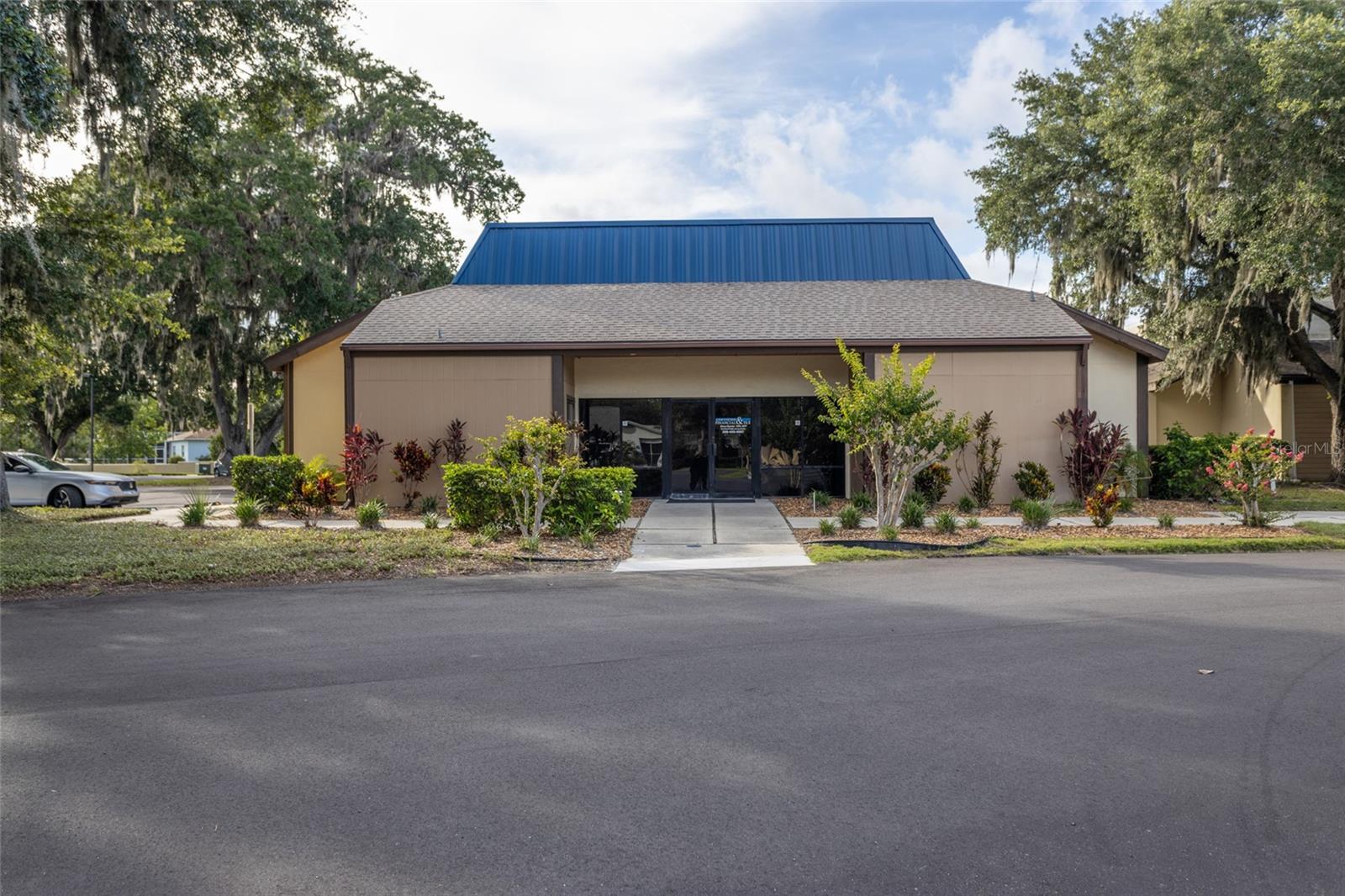 26 Office Park Dr Property Photo