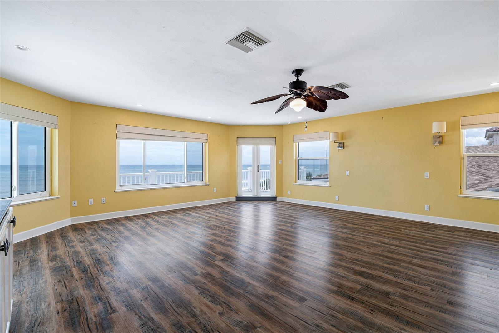 339 Ocean Shore Blvd Property Photo 25