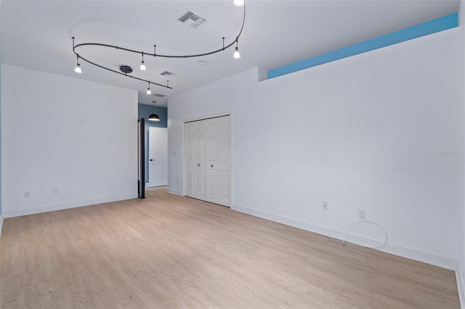 339 Ocean Shore Blvd Property Photo 39