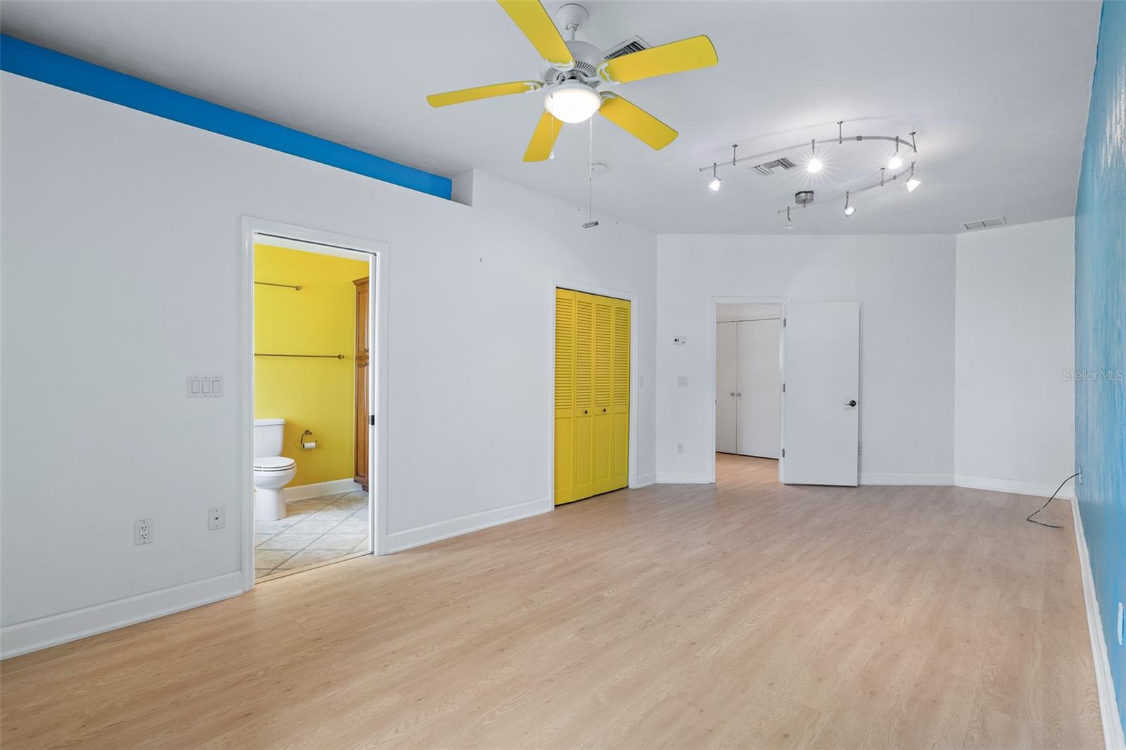 339 Ocean Shore Blvd Property Photo 42