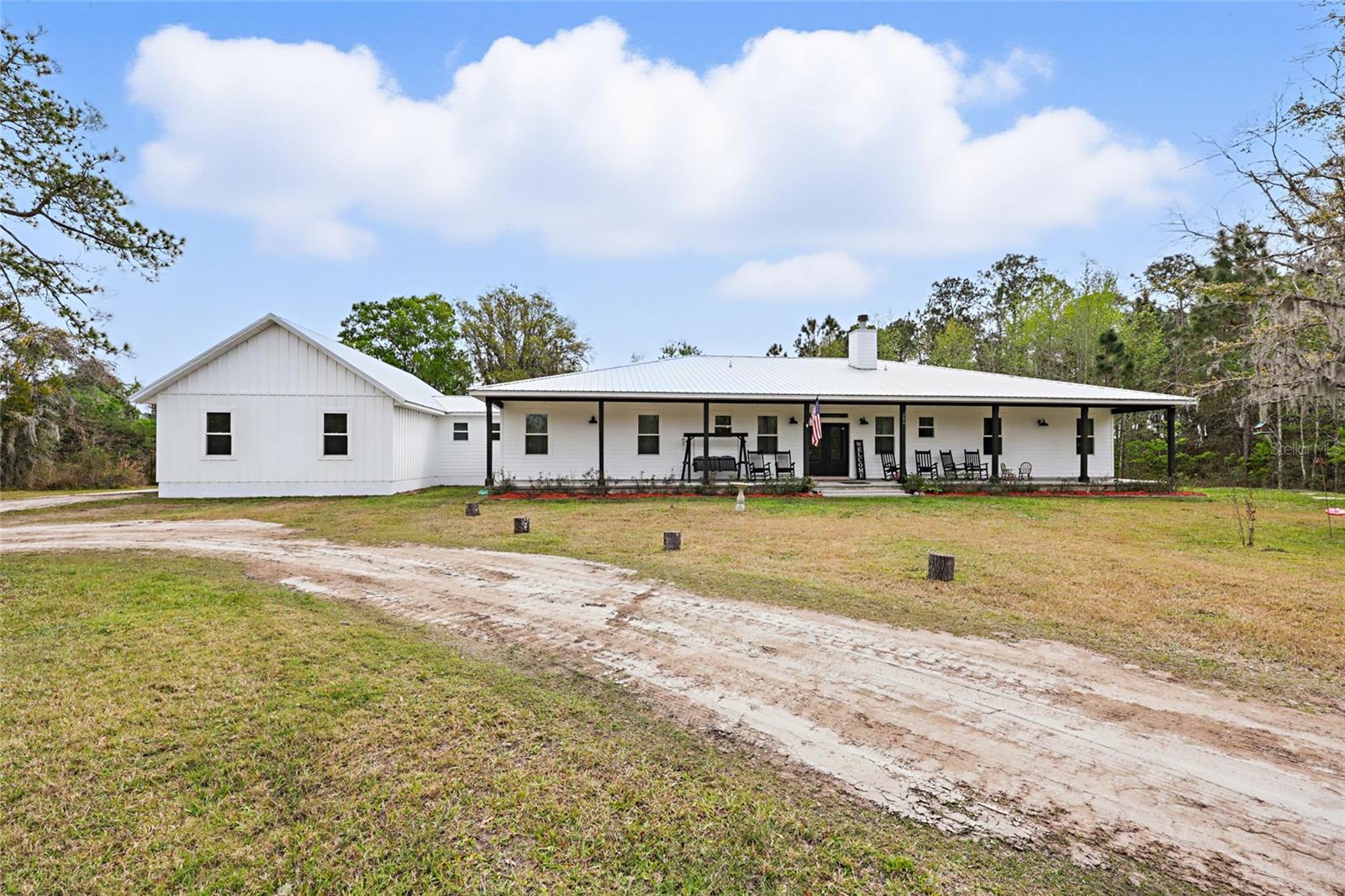 290 Federal Point Rd Property Photo 1