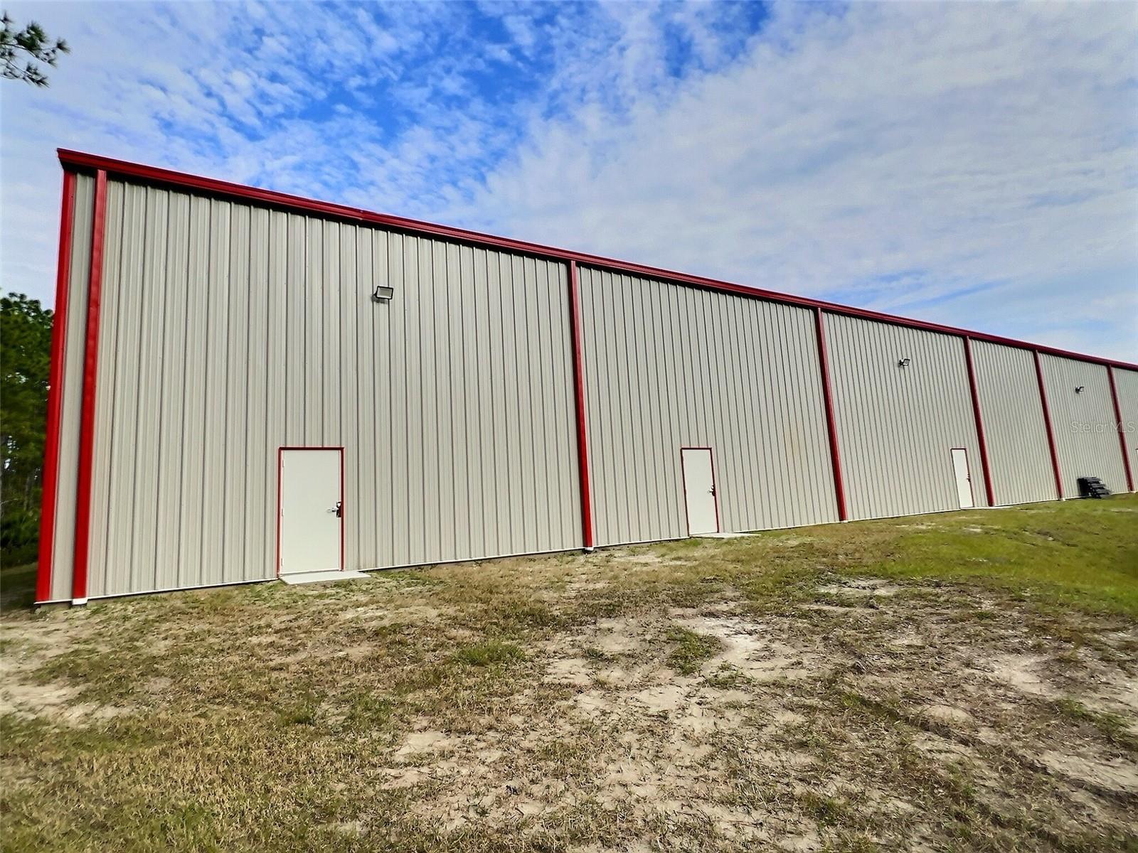 25 Railside Way #b Property Photo 3