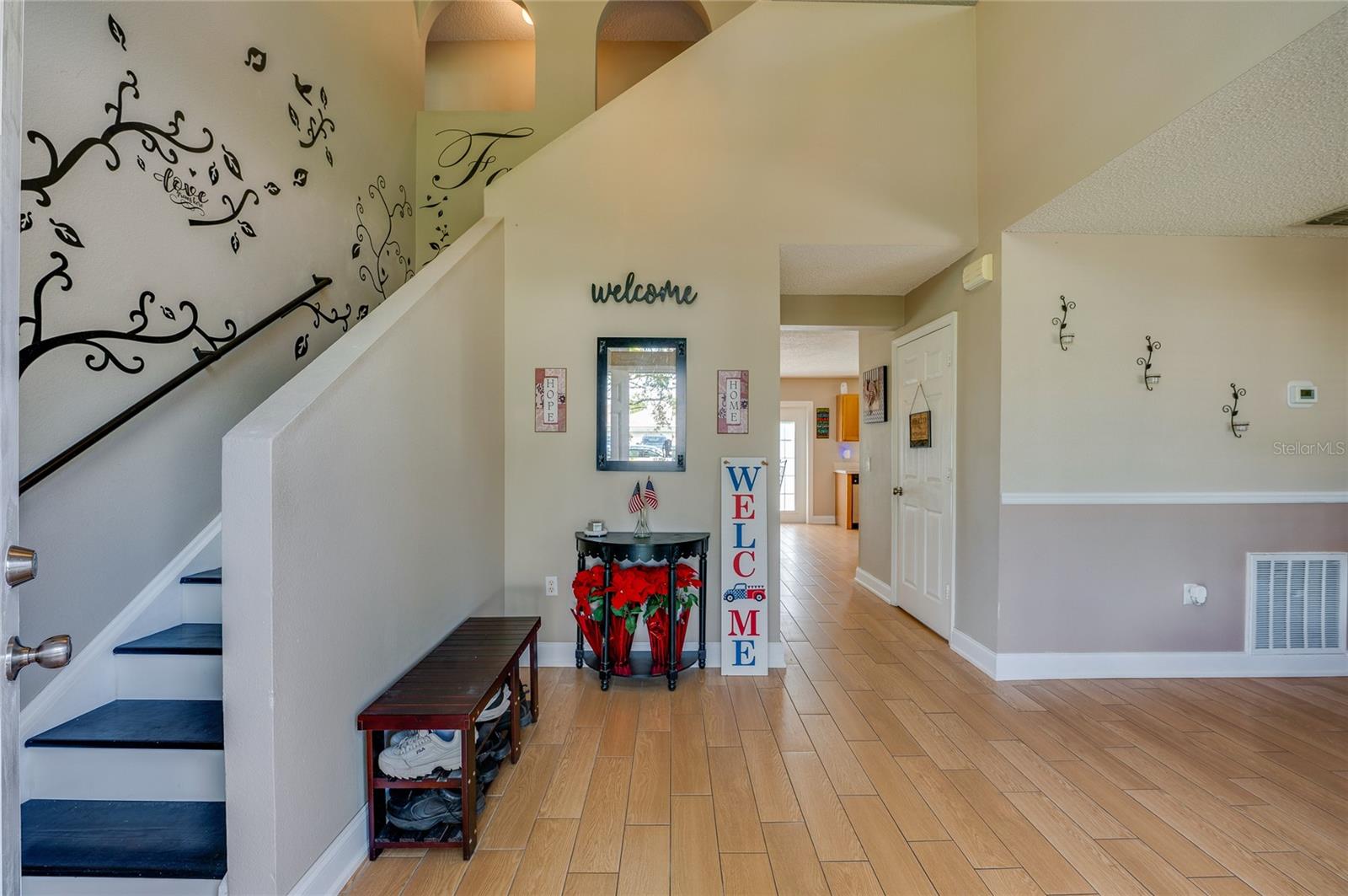 11 Zircon Ct Property Photo 2