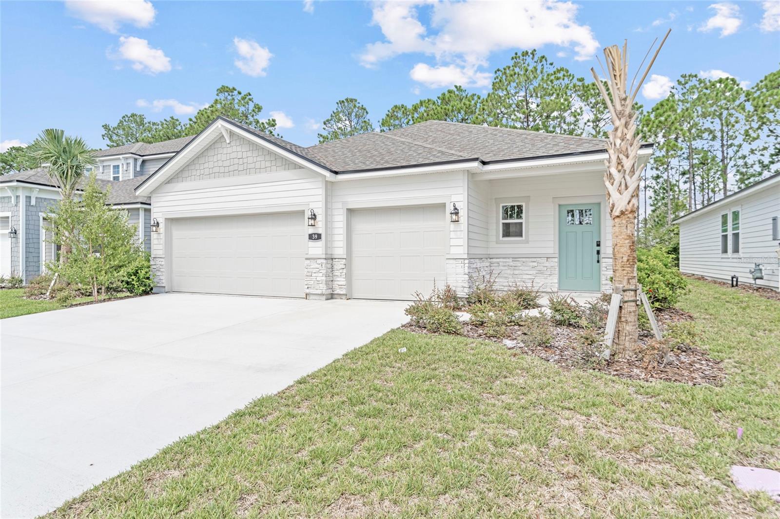 39 PERSEUS AVE