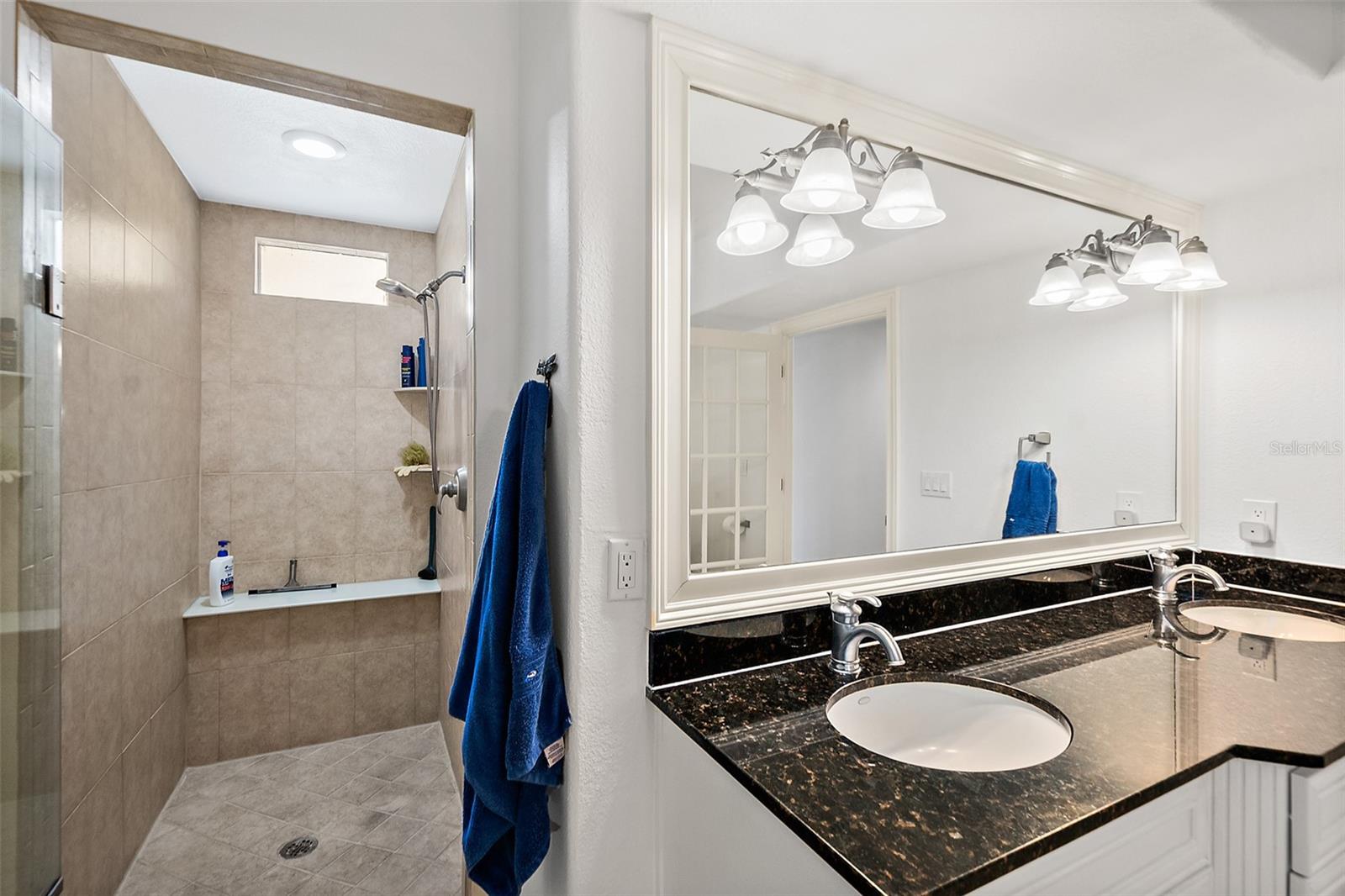 106 Club House Dr #106 Property Photo 27