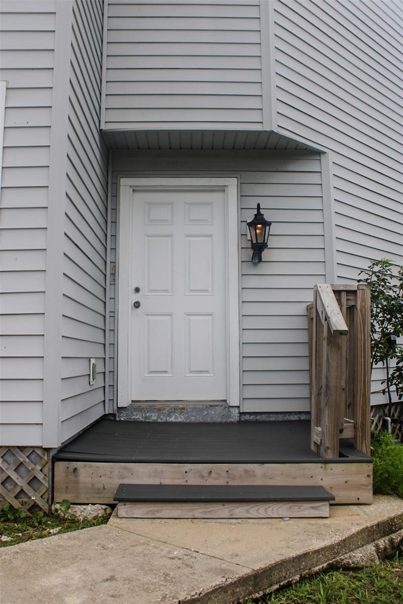 3501 S Central Ave Property Photo 8