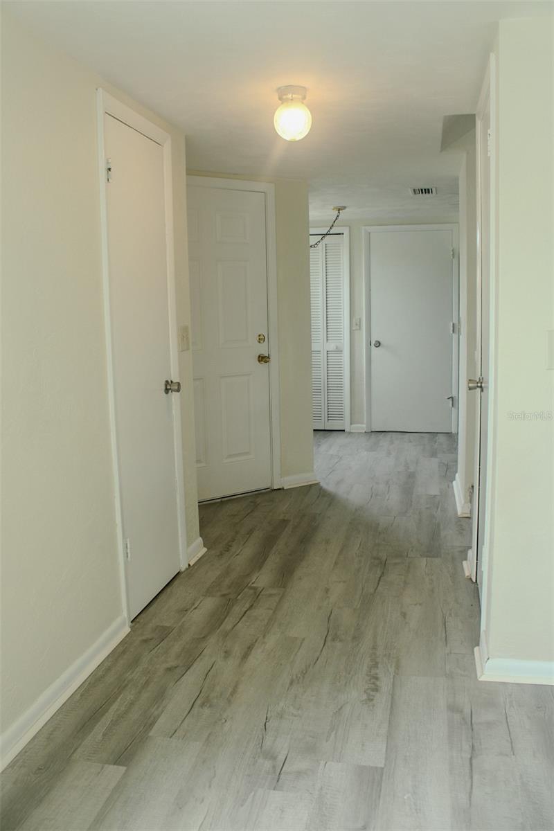 3501 S Central Ave Property Photo 18