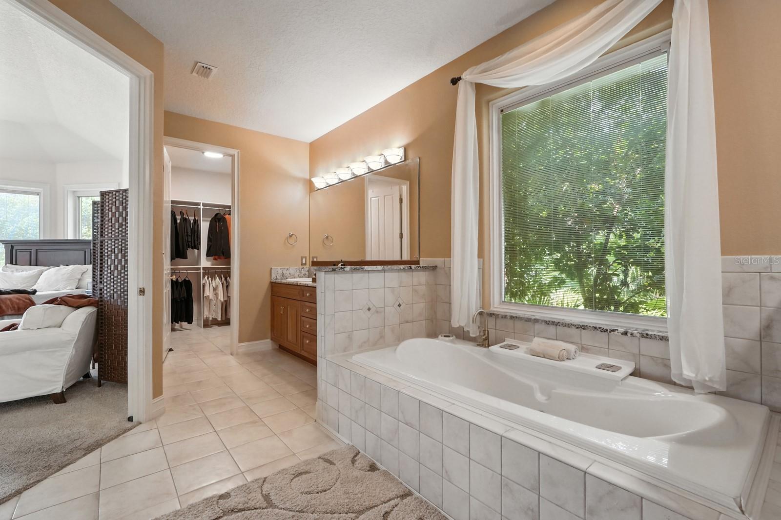 8 Ivey Ln Property Photo 36