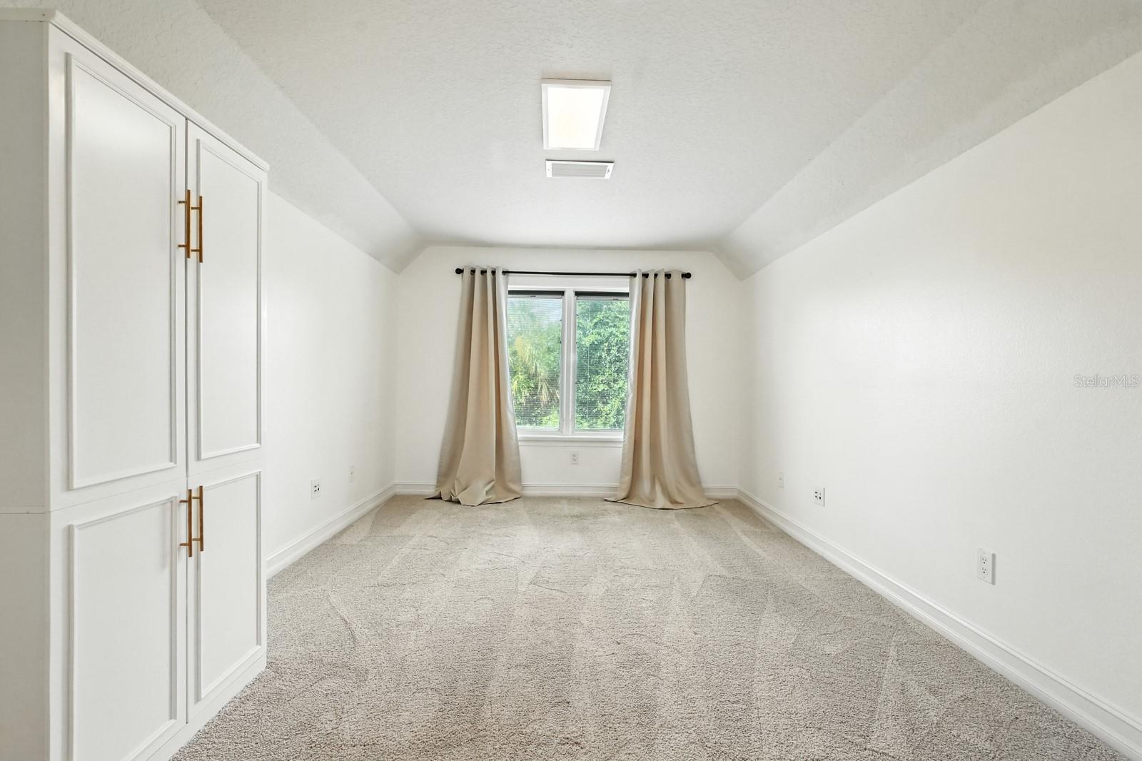 8 Ivey Ln Property Photo 55